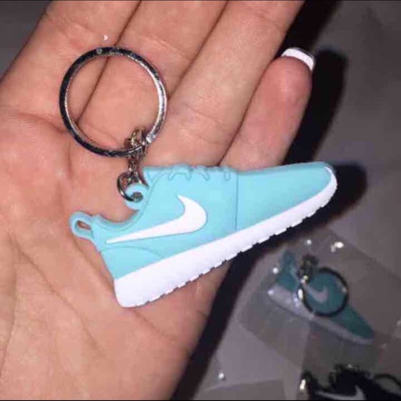 Nike Accessories - Nike Roshe Shoe Keychains